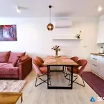 Apartamento 365pam - Westin House Lux - Garaz, Basen, Jacuzzi, Sauna, Silownia, Plac Zabaw W Cenie *